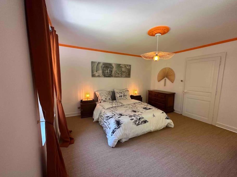 Maison Chaleureuse Avec Cheminee Bord De Riviere Holiday home *